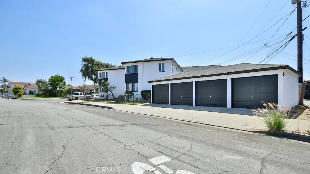 5838 Allston, Los Angeles, California 90022 home-pic-1